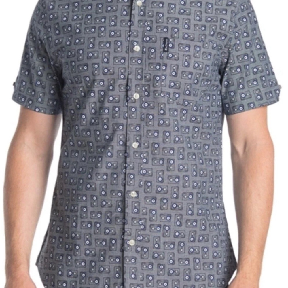 Ben Sherman Men’s Cassette tape print button down short sleeve shirt medium M